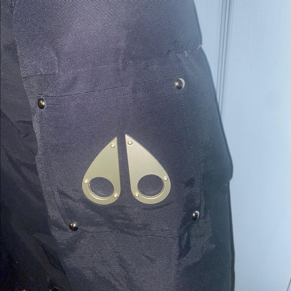 A brand new Moose Knuckle Jacket - Picture 5 of 5